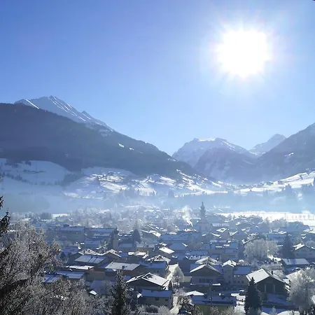 بيت ضيافة Landhaus Alpina