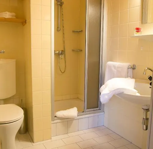 Guest house Landhaus Alpina 3*